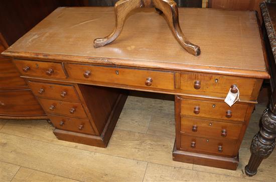 A Victorian mahogany pedestal desk W.114cm